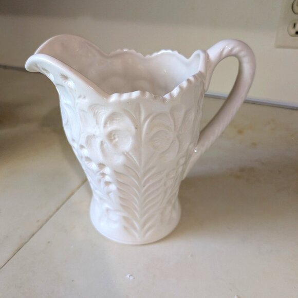 🔥FINAL PRICE DROP🔥White Ceramic Pitcher - Picture 1 of 2